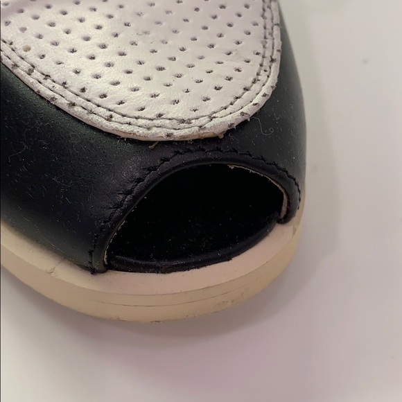 Black/White open toe oxford style with chunky heel - Picture 8 of 8